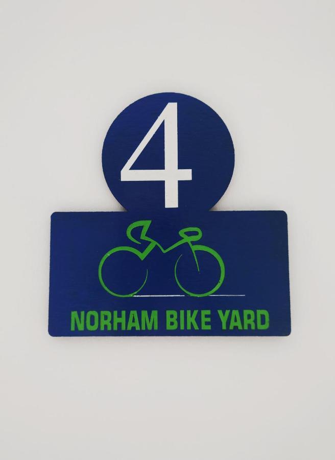 Bed and Breakfast Norham Bike Yard Exterior foto